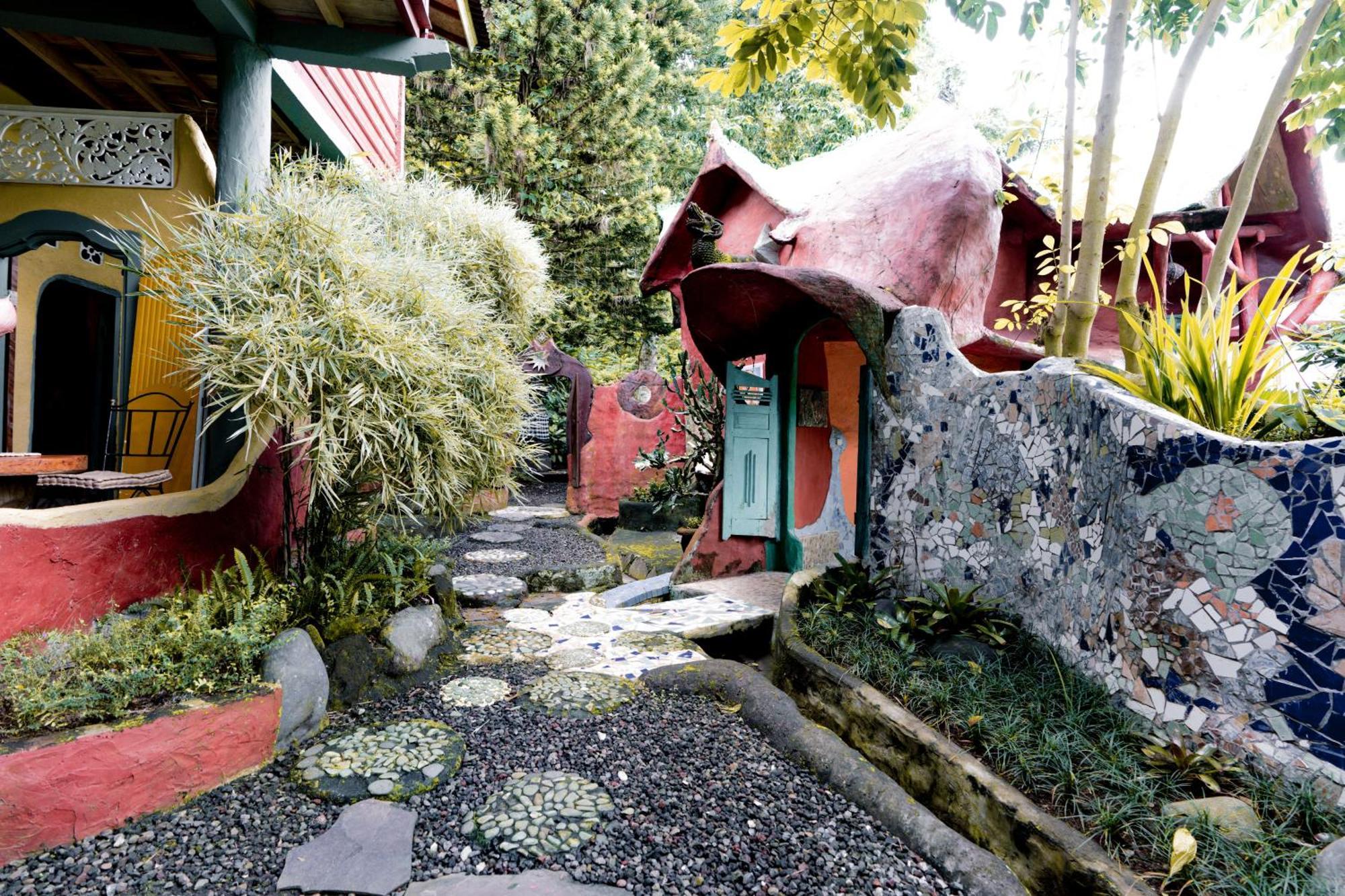 Sacred Mandala Retreat Center Aparthotel